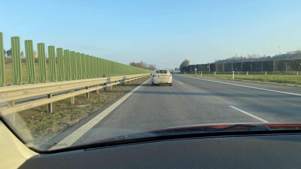 Στο δρόμο η νέα Skoda Fabia με το αμάξωμα παραγωγής 